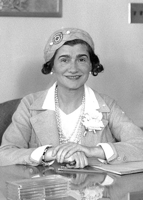 coco chanel biografie en francais|coco chanel wikipedia.